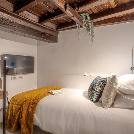 Apartment Lucrezia - Close To Piazza Navona