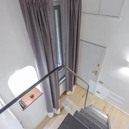 Lucrezia - Close To Piazza Navona Apartment Rome